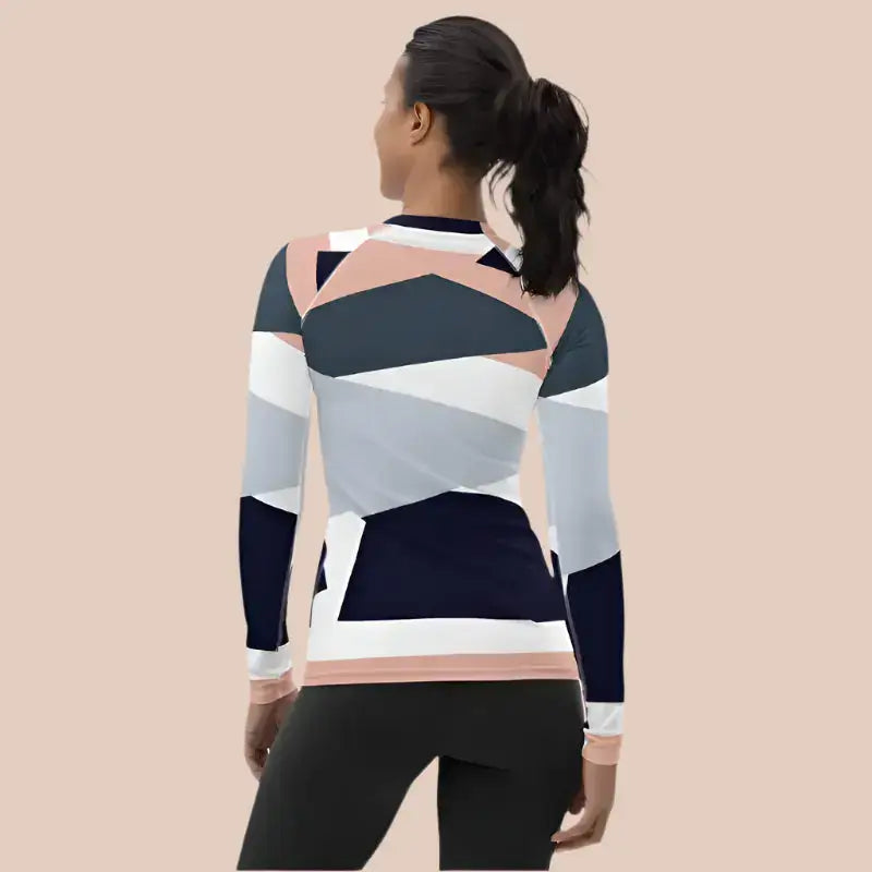 Women’s Rash Guard Workout