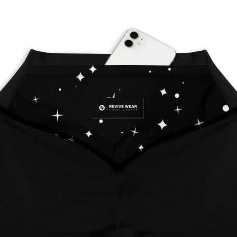 Black sports leggings back pocket for phone storage