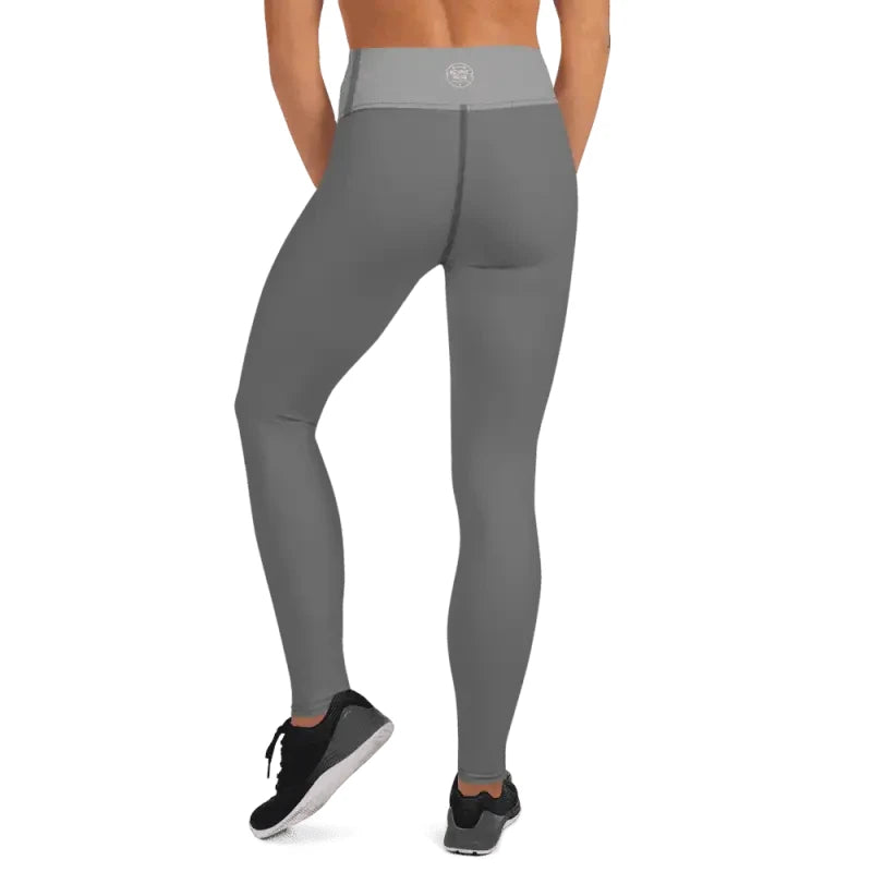 Gray athletic leggings for strong active yoga and yoga workouts